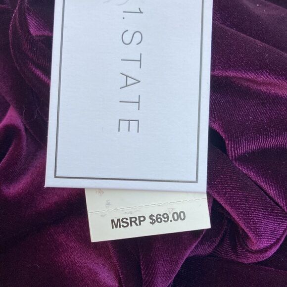 1. state deep plum velvet off the shoulder top Medium NWT - Picture 4 of 7